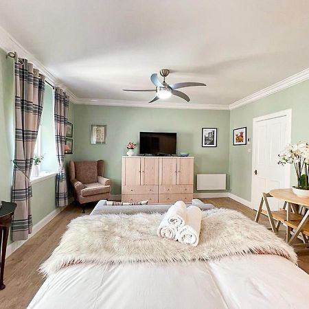 Snug Studio On The Grassmarket, 5Mins From Castle Единбург Екстериор снимка