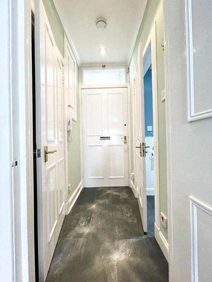 Snug Studio On The Grassmarket, 5Mins From Castle Единбург Екстериор снимка
